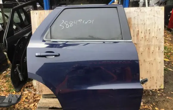 Dodge Durango III Rear door