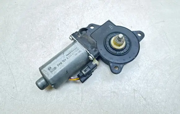 Front door window regulator motor