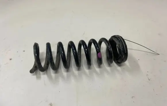 Mercedes-Benz C W204 Rear coil spring
