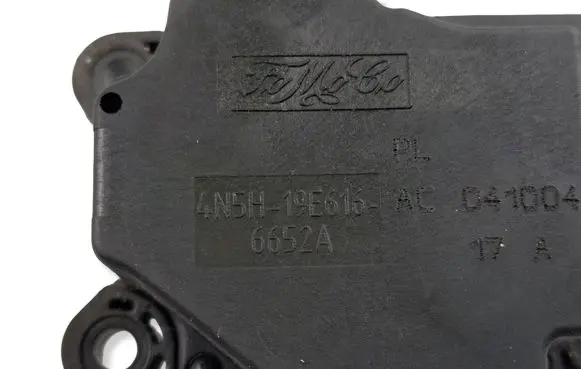 Volvo V50 Air flap motor/actuator 4N5H19E616