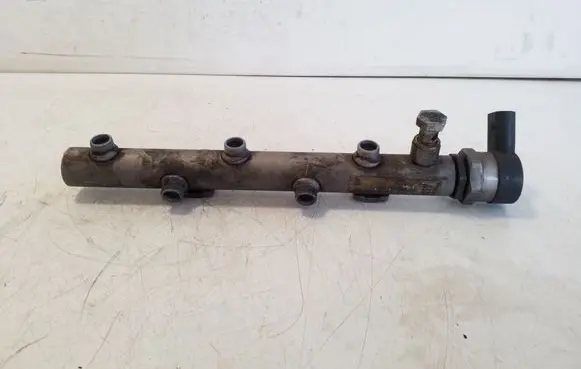 Audi A6 S6 C6 4F Fuel main line pipe 059130090AG
