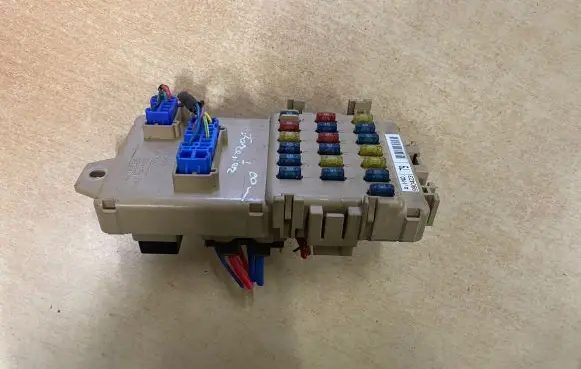 Subaru Forester SG Fuse module