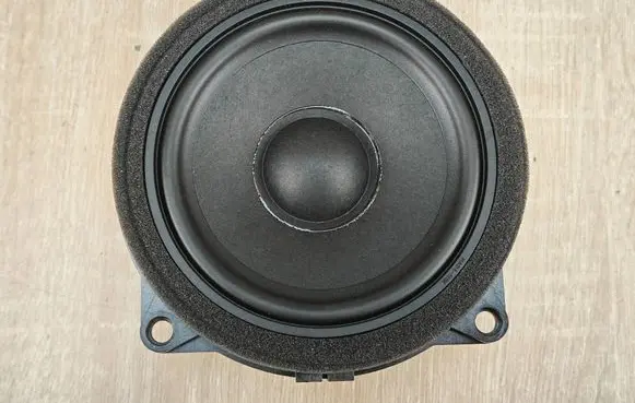 BMW X6 G06 Front door speaker 2622518
