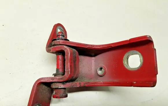 Ford Mondeo Mk III Front door upper hinge 1S7AF22800AC