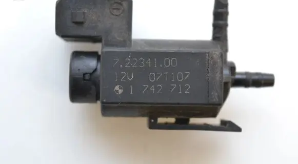 BMW 7 E65 E66 Turbo solenoid valve 1742712