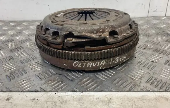 Skoda Octavia Mk2 (1Z) Clutch set kit 0630820065