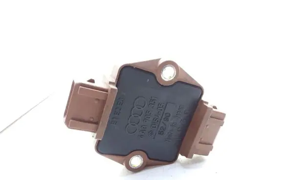 Audi A6 S6 C5 4B Ignition amplifier control unit 4A0905351