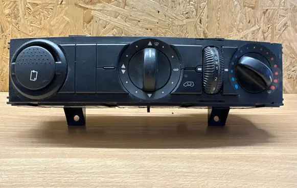 Mercedes-Benz Sprinter W906 Climate control unit A9068300485KZ 5HB00901102 C9955002