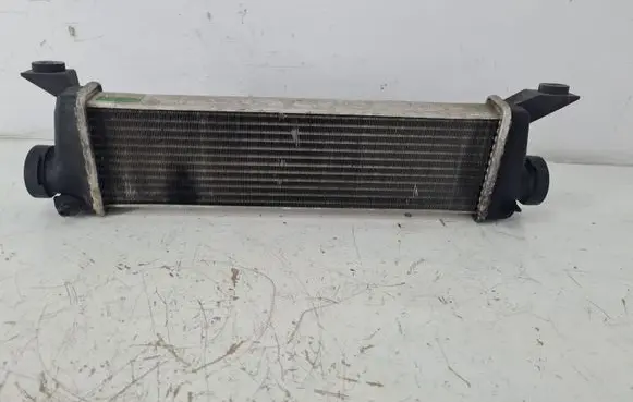 Mercedes-Benz A W168 Intercooler radiator A1685000000 01009990000