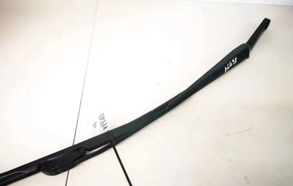 Opel Zafira A Front wiper blade arm 90582558