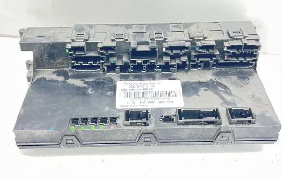 Mercedes-Benz CLK A209 C209 Fuse module 2095450101 5DK00848610