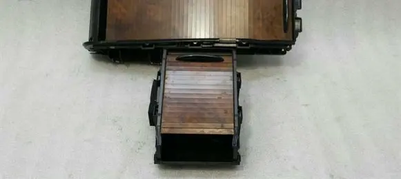 Mercedes-Benz CLS C219 Glove box central console A2196800850