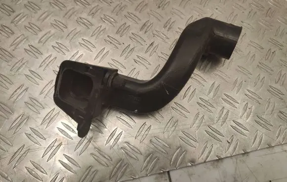 Volvo V40 Air intake duct part 31319359