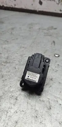 Mitsubishi Outlander Air flap motor/actuator CSA512T010