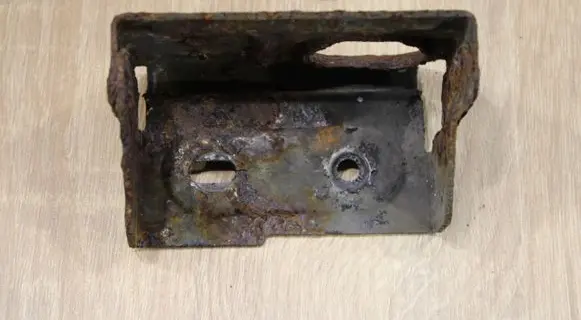 Alfa Romeo Giulietta Radiator mount bracket 