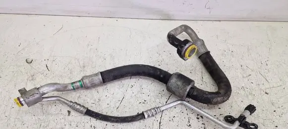 Air conditioning (A/C) pipe/hose