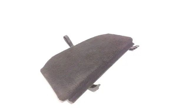 Trunk/boot lower side trim panel