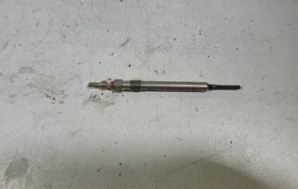 Volkswagen Crafter Glow plug 03L963319D