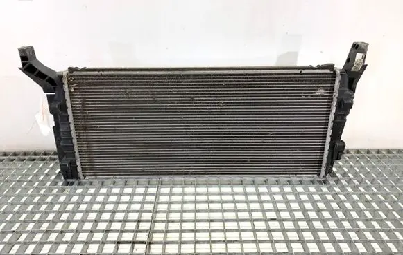BMW 2 F45 Coolant radiator 7617630