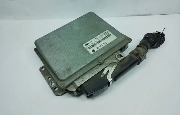 Opel Astra J Engine control unit/module 0261203548 90505778