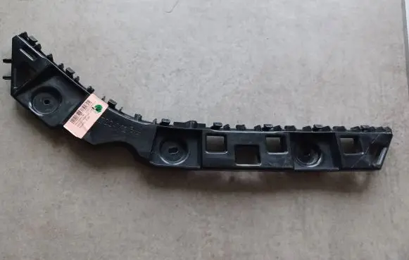 MG MG5 ev Rear bumper mounting bracket 10819988