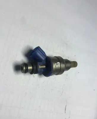 Mazda Xedos 6 Fuel injector 1955001970