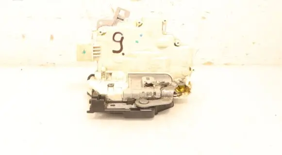 Seat Altea Front door lock