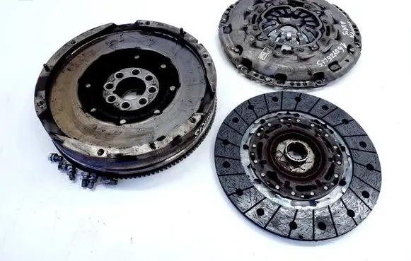 Toyota Auris E180 Clutch set kit 434500X020 3121005150B