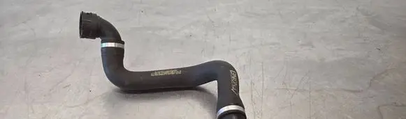 Mercedes-Benz GLC C253 Engine coolant pipe/hose A2535014282