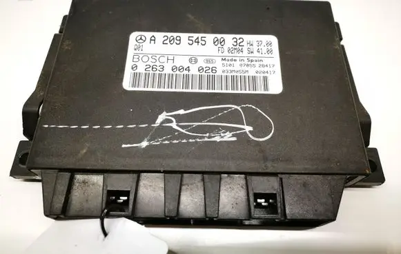 Mercedes-Benz C W203 Parking PDC control unit/module A2095450032