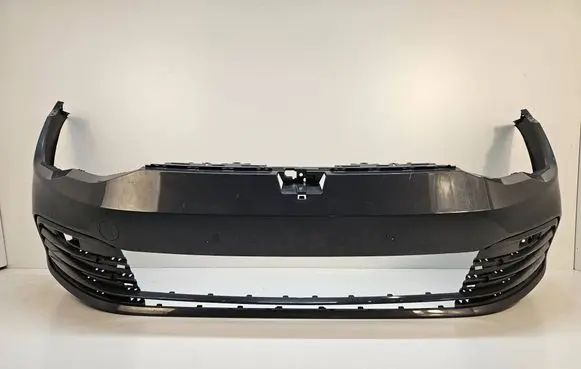 Volkswagen Golf VIII Front bumper 5H0807221H 0755D302289