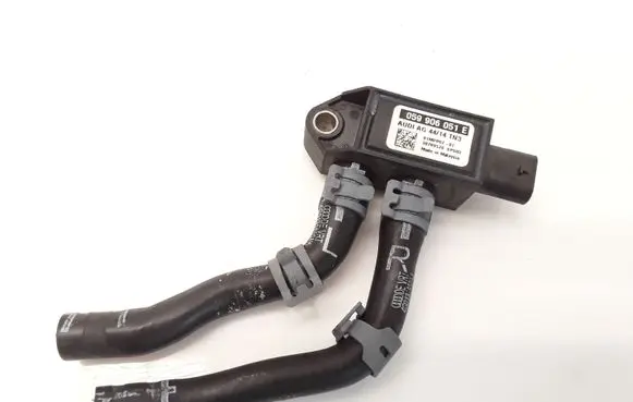 Audi A7 S7 4G Exhaust gas pressure sensor 059906051E 059906051 4G0131850AH