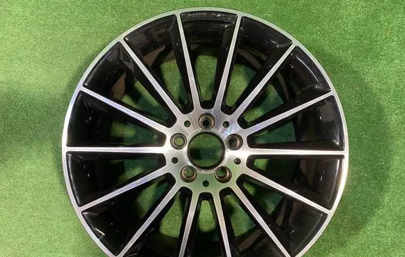 Mercedes-Benz GLA W156 X156 R19 alloy rim A1564012800