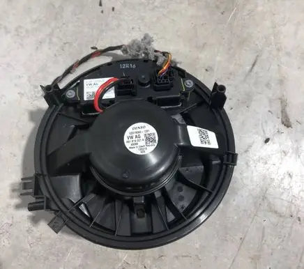 Volkswagen Passat Alltrack Heater fan/blower 3Q1819021A 3Q0907521A