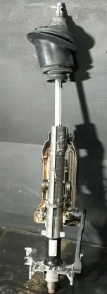 Steering wheel axle set