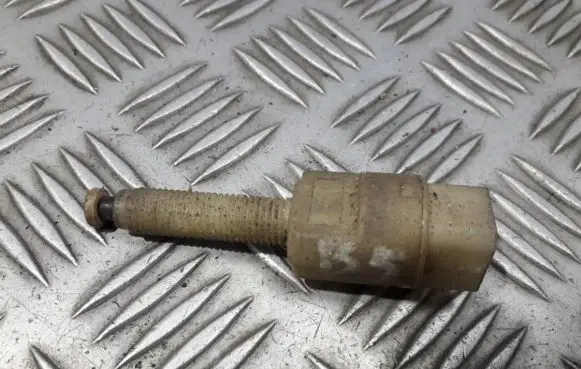 Volkswagen PASSAT B5 Brake pedal sensor switch 4A0945515A