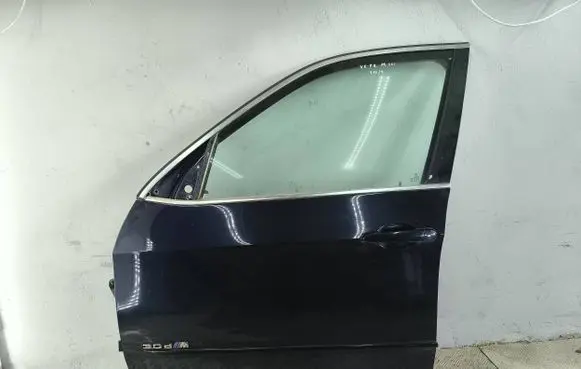 BMW X5 E70 Front door 41517211423