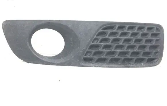 Volvo V70 Front bumper lower grill 30678639