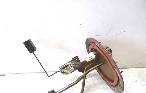 Mazda 5 Fuel level sensor 