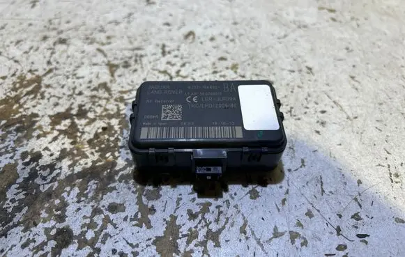 Land Rover Evoque I Antenna control unit BJ3215K602 5E0760517 ERJR09A