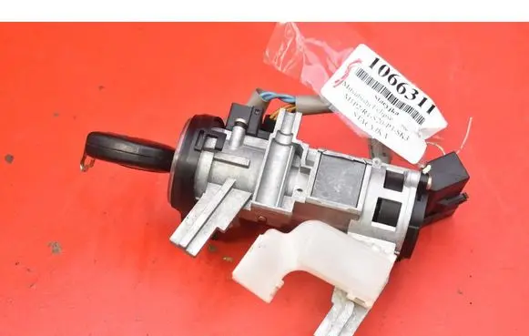 Mitsubishi Eclipse Ignition lock MN141037