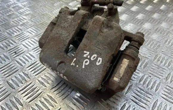 Opel Insignia A Front brake caliper