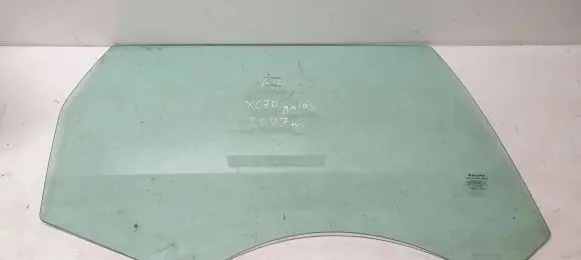 Volvo XC70 Rear door window glass 43R001105 E000186 DOT57M20AS2