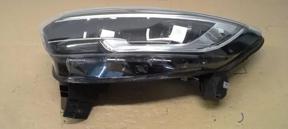 Renault Kadjar Headlight/headlamp 01388801