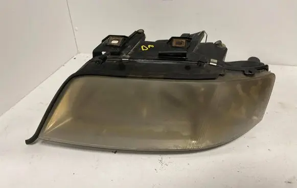 Audi A6 S6 C5 4B Headlight/headlamp 14846500