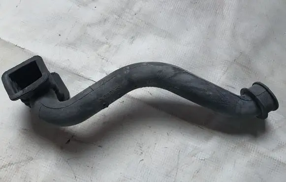 Mercedes-Benz SL R230 Air intake hose/pipe A2308350851