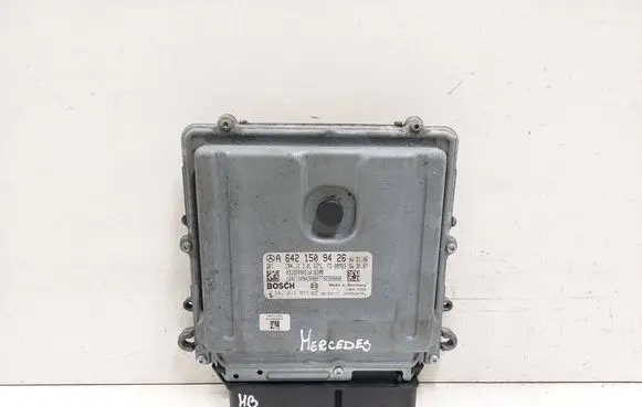 Mercedes-Benz R W251 Engine control unit/module A6421509426 1039S24781 0281014973