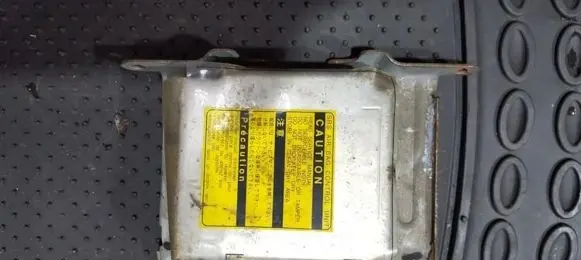 Subaru Legacy Airbag control unit/module 98221ae08a tn1523004101