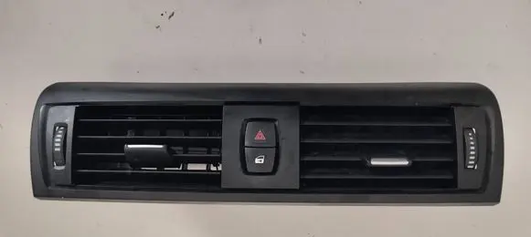 BMW 1 F20 F21 Dash center air vent grill 9205357
