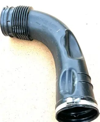 BMW X6 F16 Turbo air intake inlet pipe/hose 1371851238103